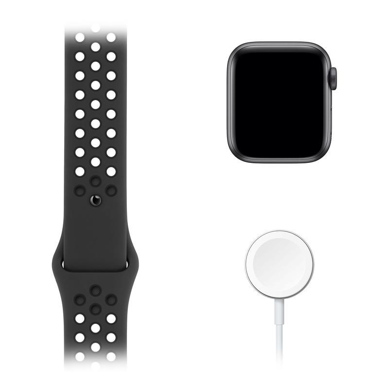 Смарт-часы Apple Watch Series 6, черные (M00X3RU/A)