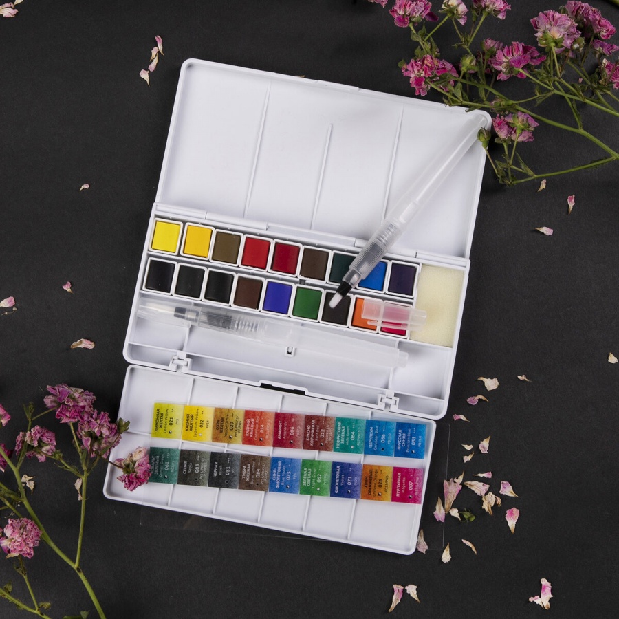 Краски акварельные художественные 18 цветов Brauberg Art Classic, в кюветах по 3.5г, пластиковый кейс (191769)